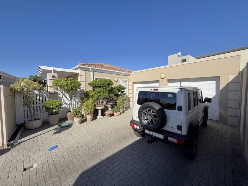 3 Bedroom Property for Sale in Costa Da Gama Western Cape
